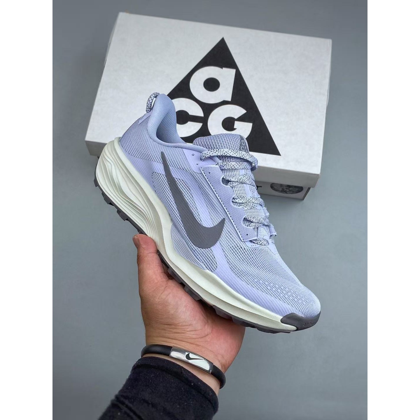 <p>NIKE ACG 户外低帮徒步鞋(藍)</p>