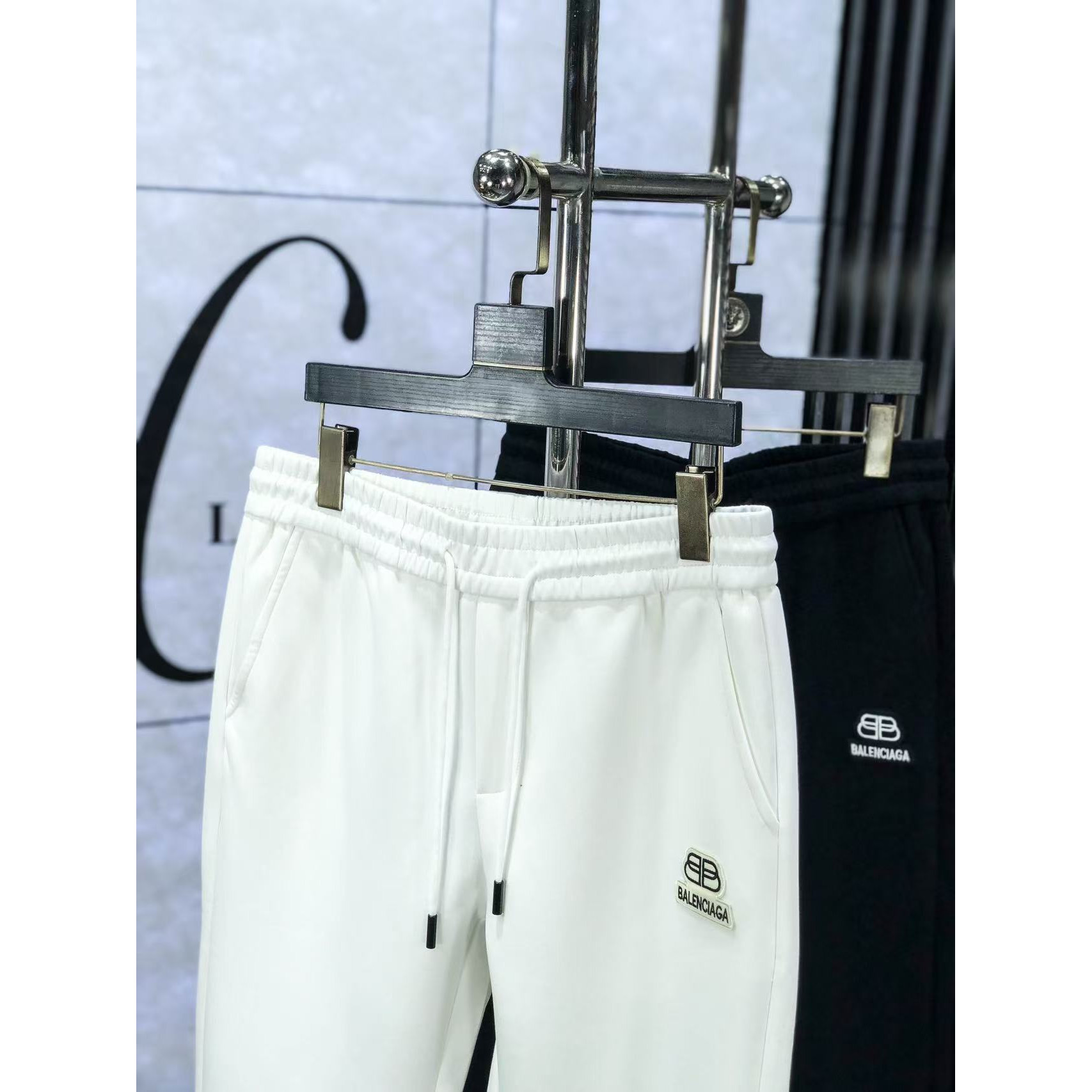 <p>Balenciaga 高品质时尚休闲裤(782946)</p>