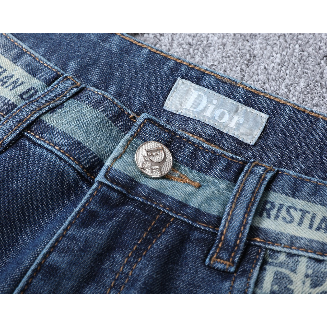 <p>DIOR 牛仔褲(3659)</p>