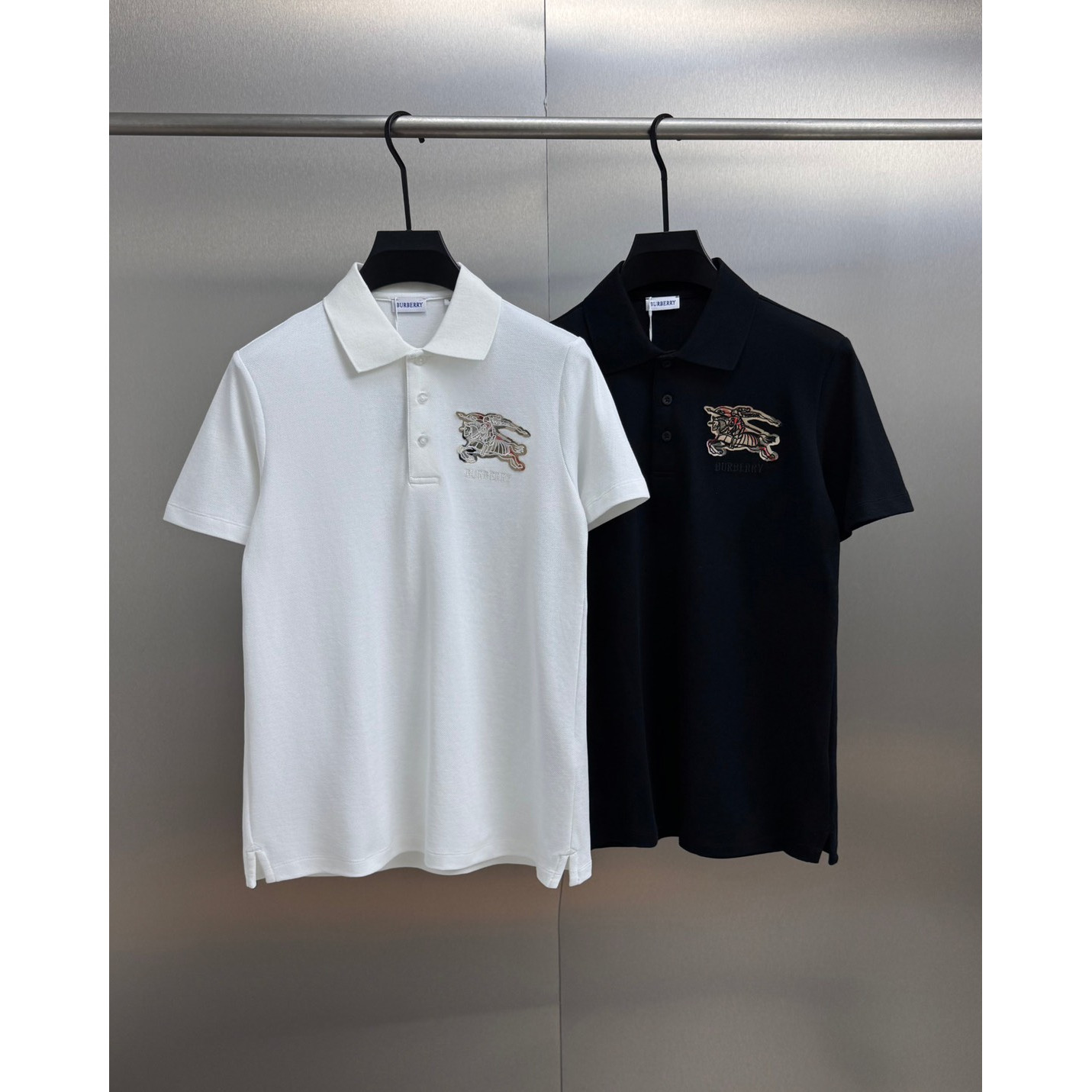 <p>BURBERRY 短袖翻领polo衫(白)</p>