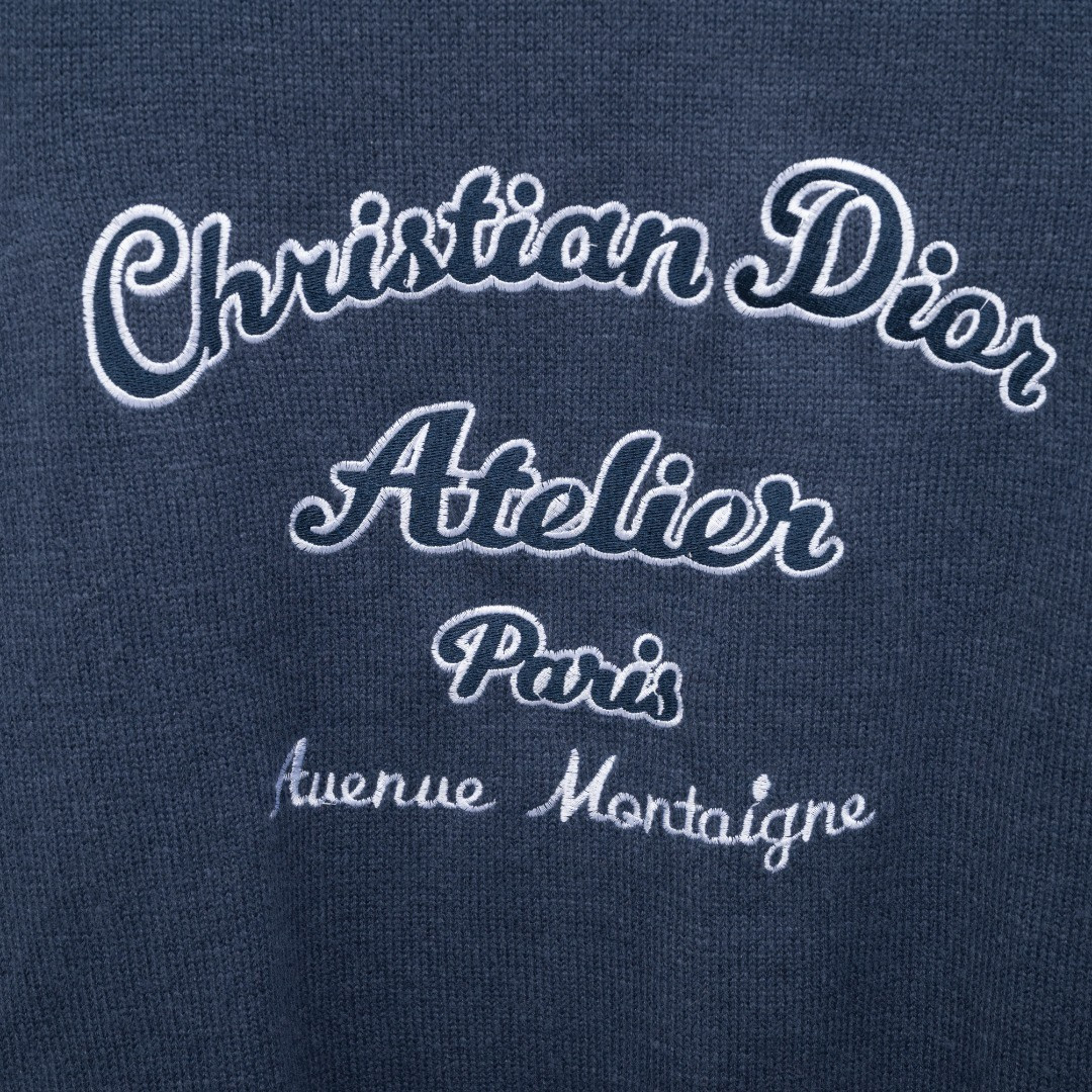 <p>DIOR 针织长袖毛衣(藏青)</p>
