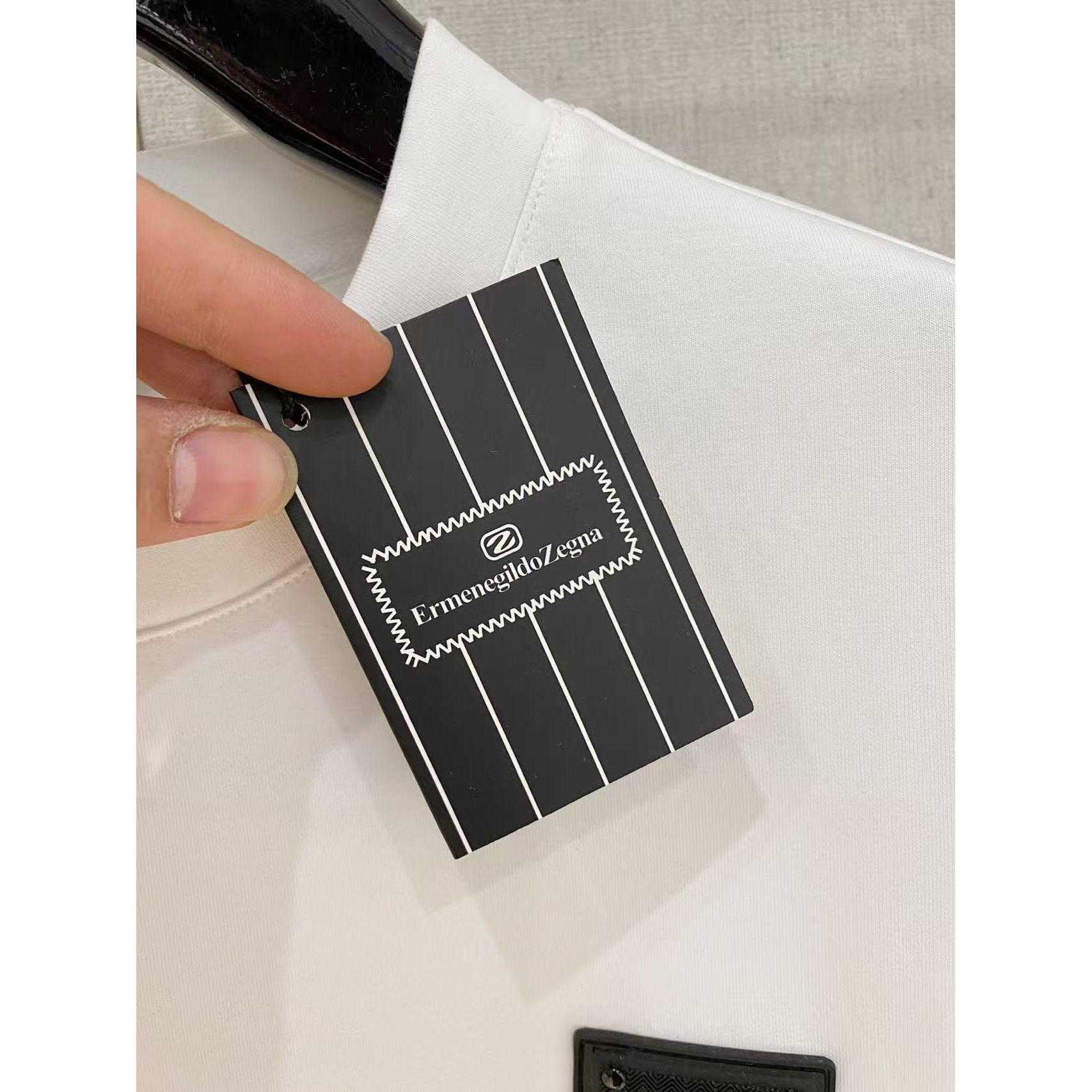 <p>Ermenegildo Zegna 太空棉卫衣(白)</p>