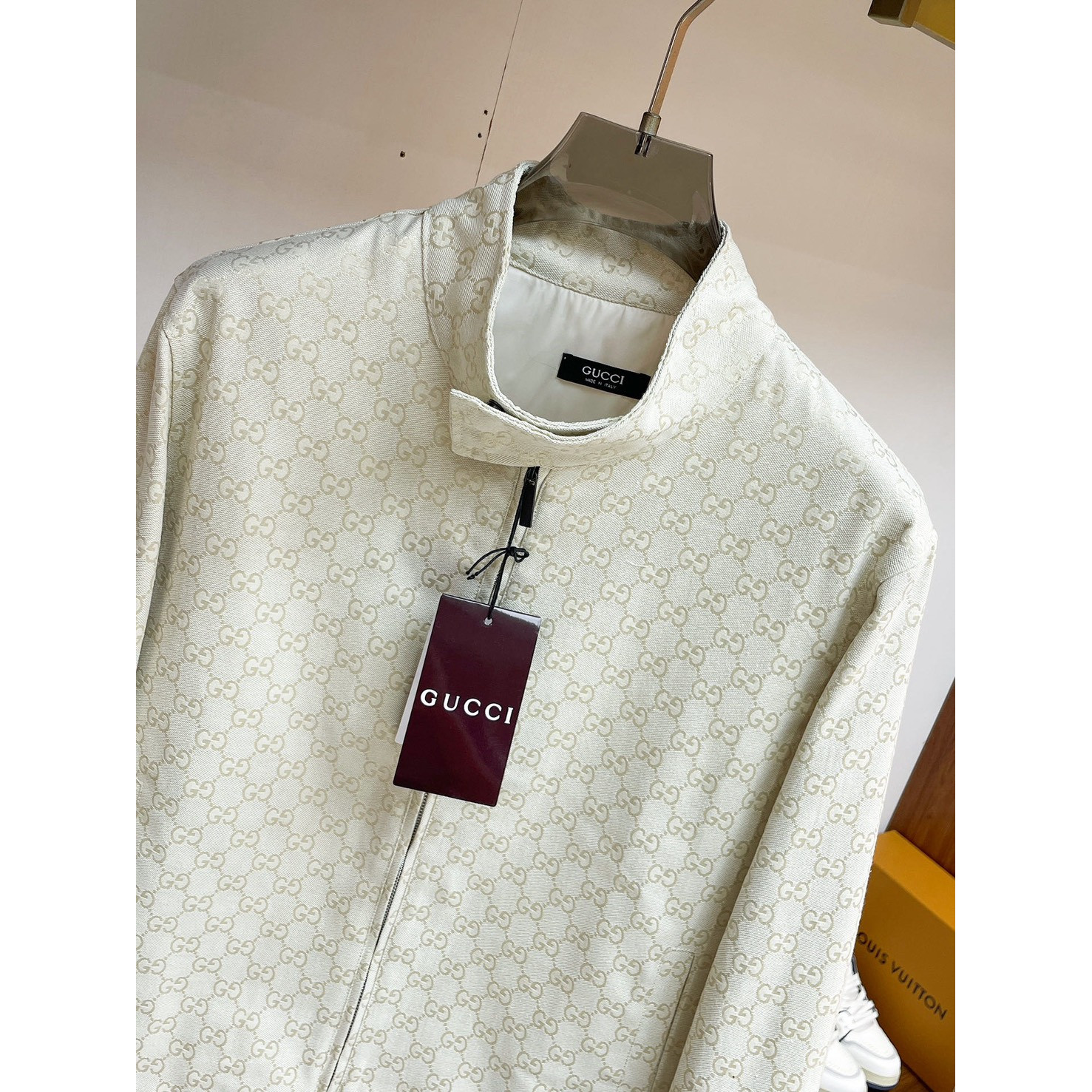 <p>GUCCI 男士夹克外套(米白)</p>