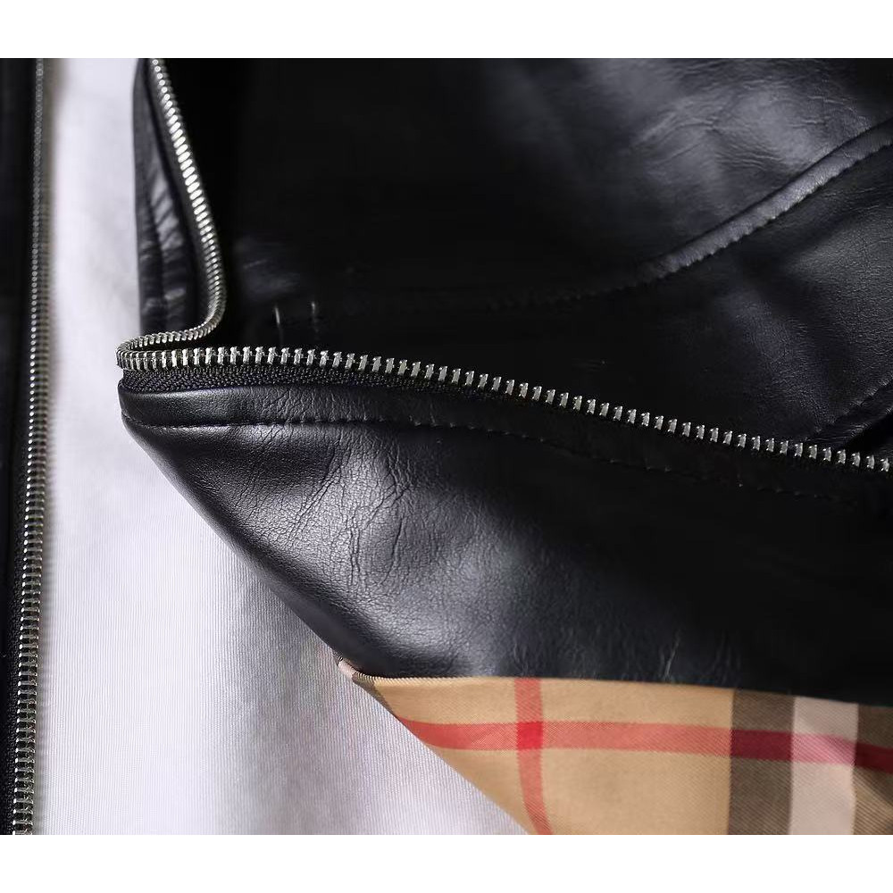 <p>BURBERRY 男士皮夹克外套(黑)</p>