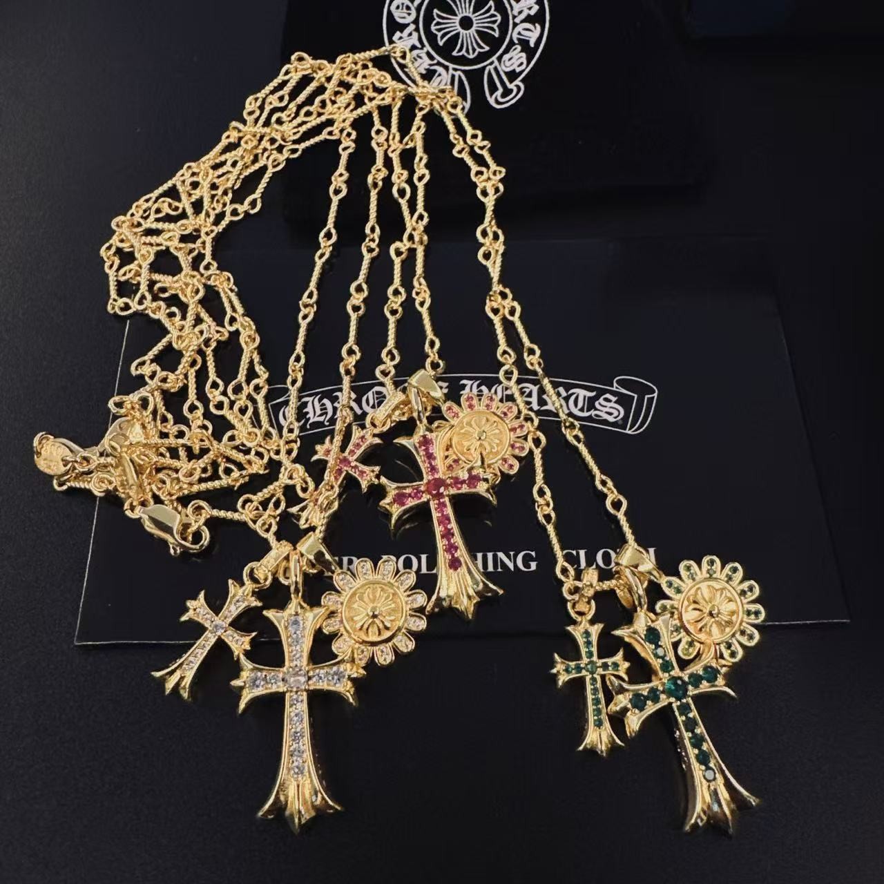 <p>CHROME HEARTS 项链</p>
