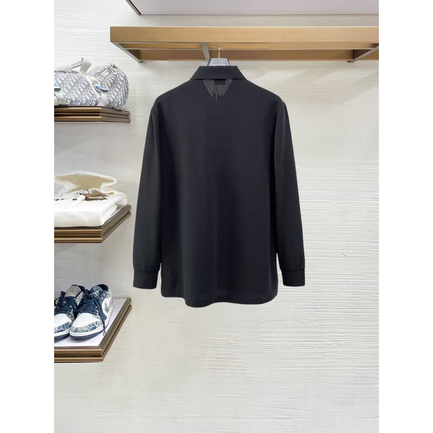 <p>BURBERRY 长袖Polo衫(黑)</p>
