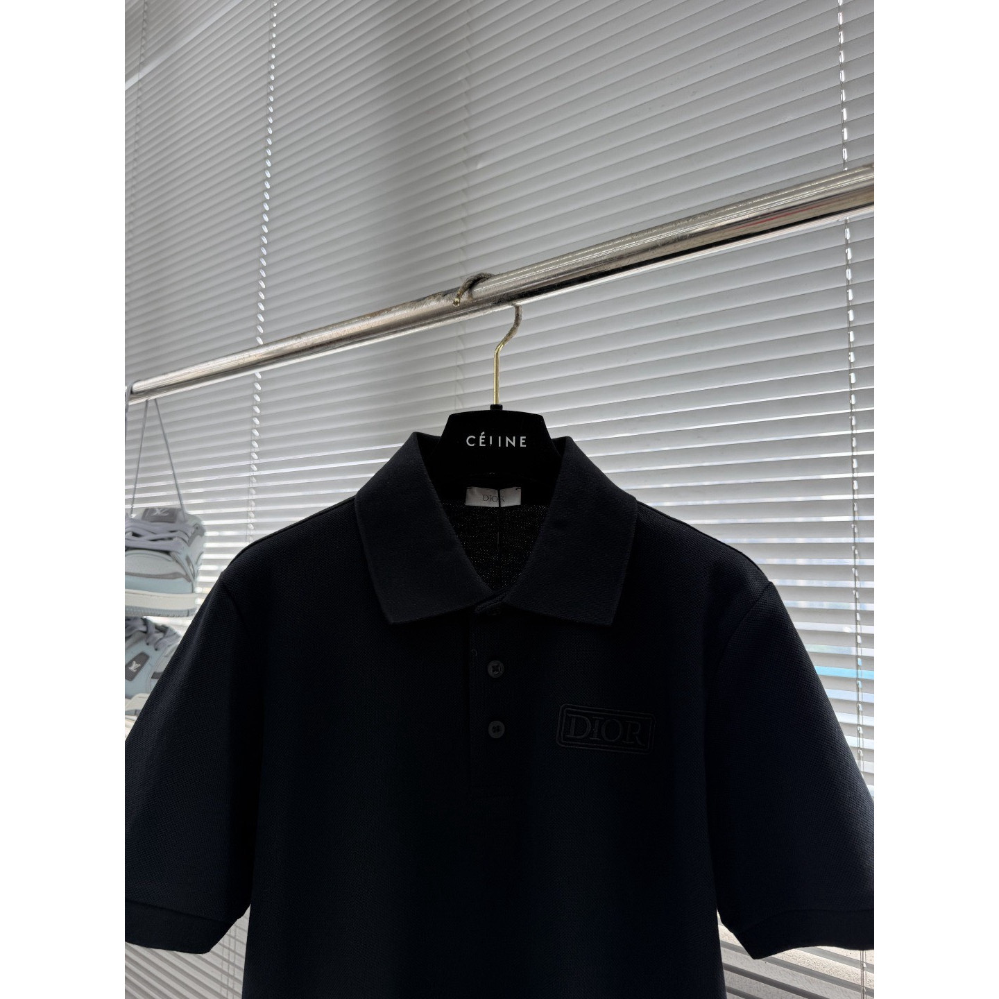 <p>DIOR&nbsp;短袖翻领polo衫(黑)</p>