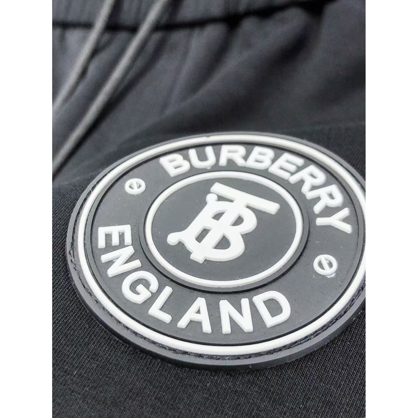 <p>BURBERRY&nbsp;高品质时尚休闲裤(782933)</p>