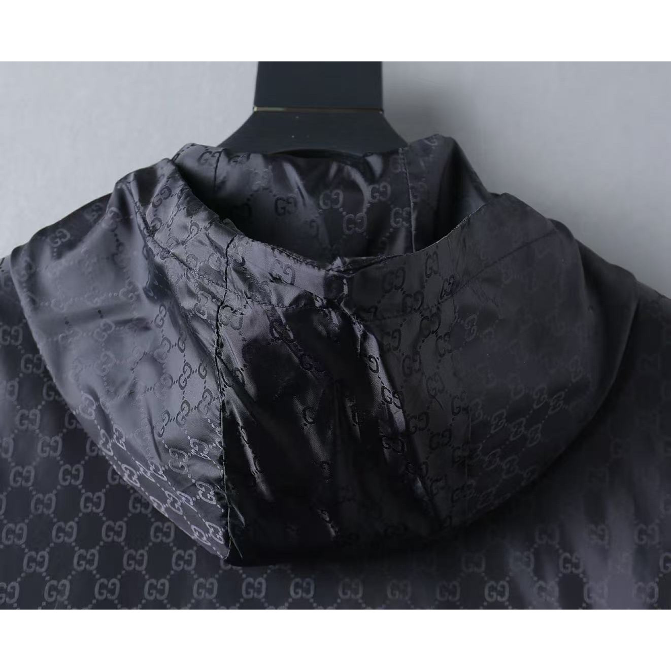 <p>GUCCI 男士夹克外套(800822)</p>