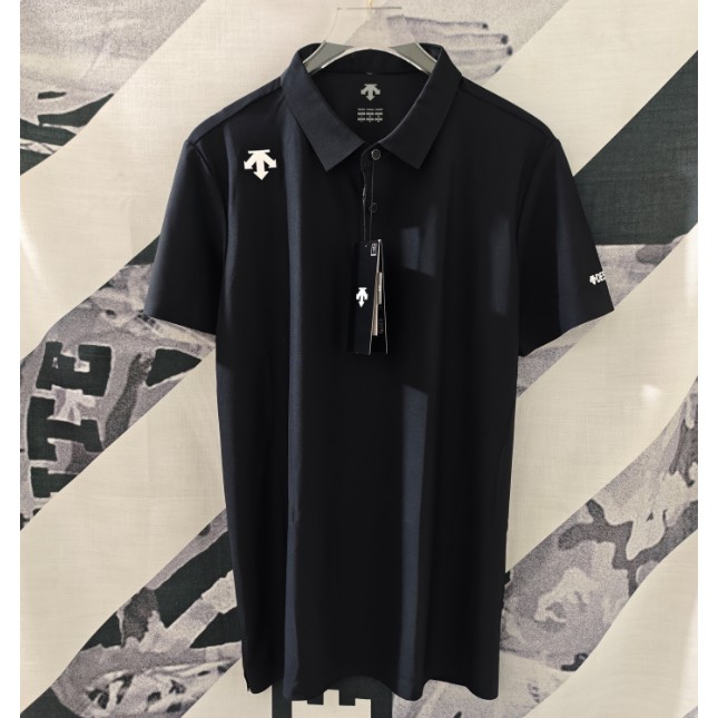 <p>DESCENTE 短袖POLO衫</p>