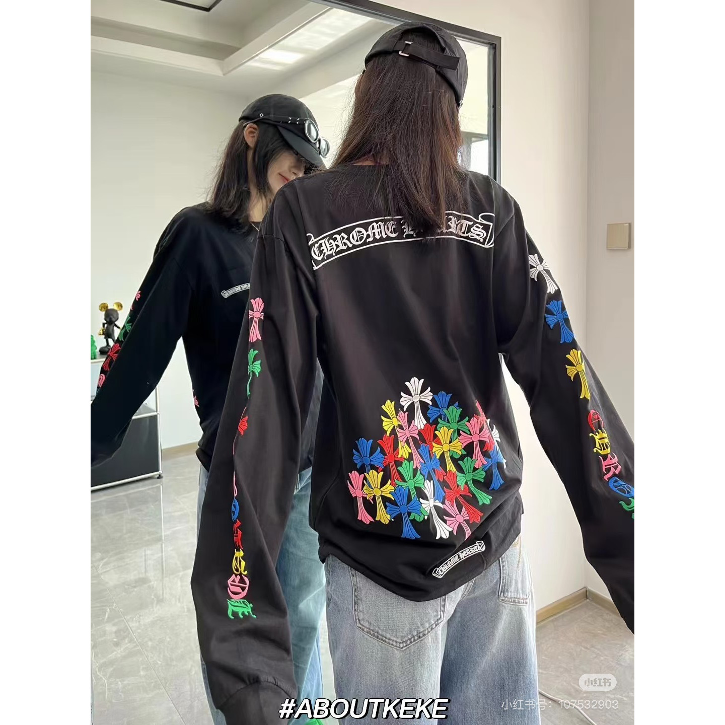 <p>Chrome Hearts 十字梵文圆领长T(HE273黑)</p>