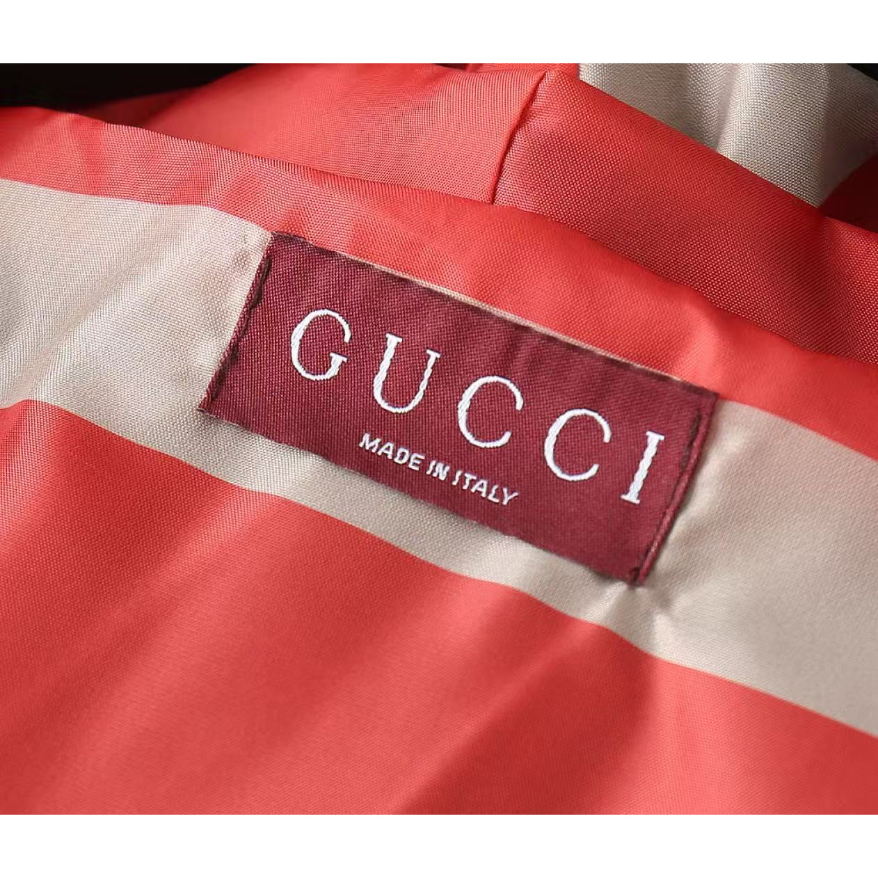 <p>GUCCI 男士夹克外套(800805)</p>