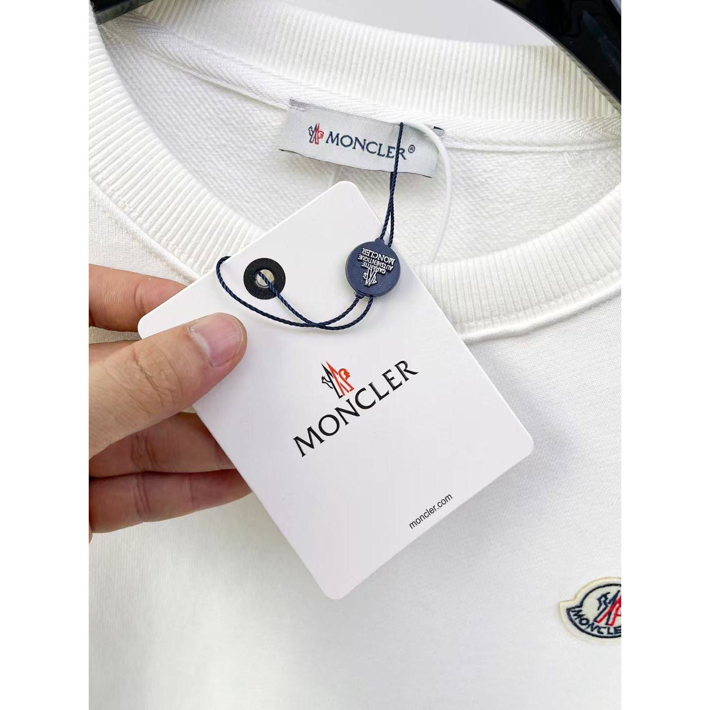 <p>MONCLER 圆领卫衣(白)</p>