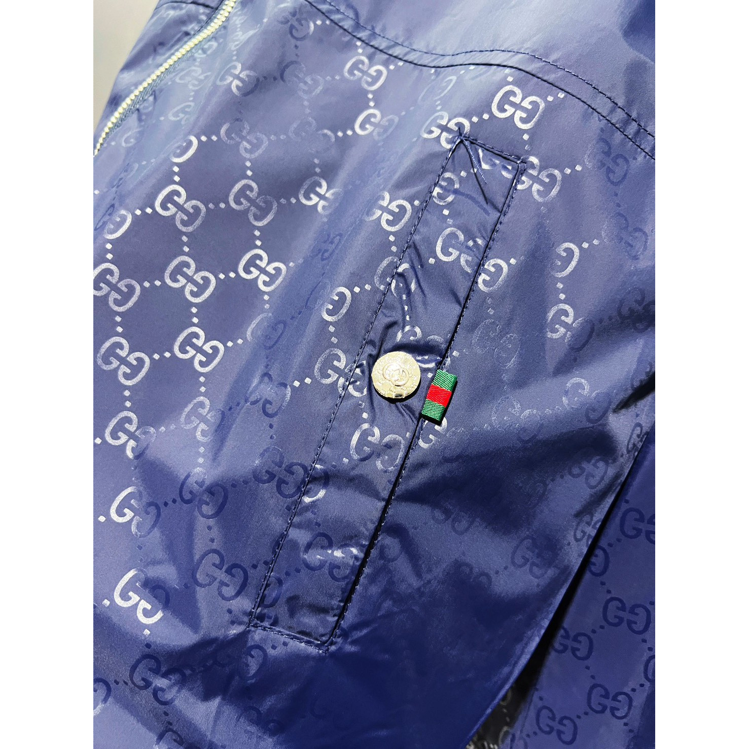 <p>GUCCI&nbsp;夹克外套(藍)</p>