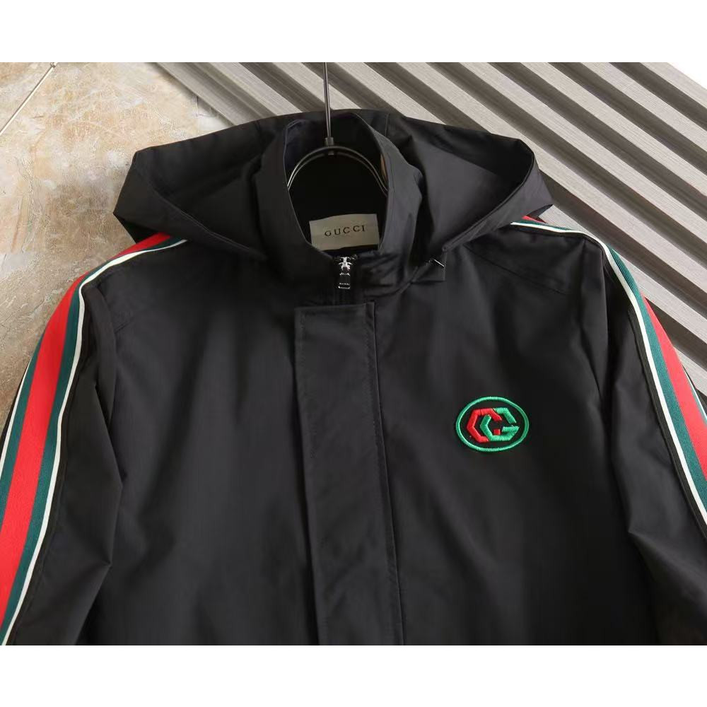 <p>GUCCI 男士夹克外套(黑)</p>