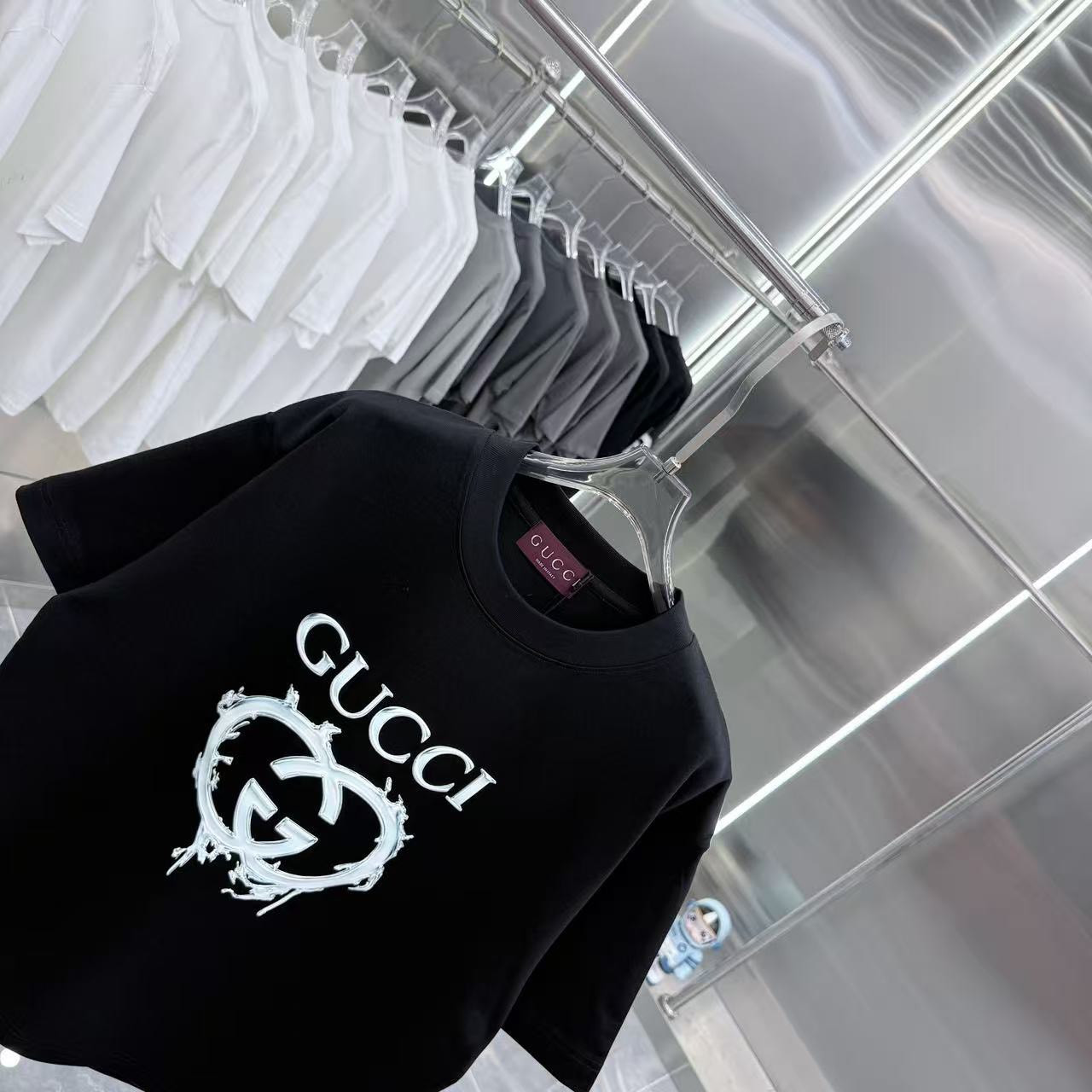 <p>GUCCI 圓領T恤</p>