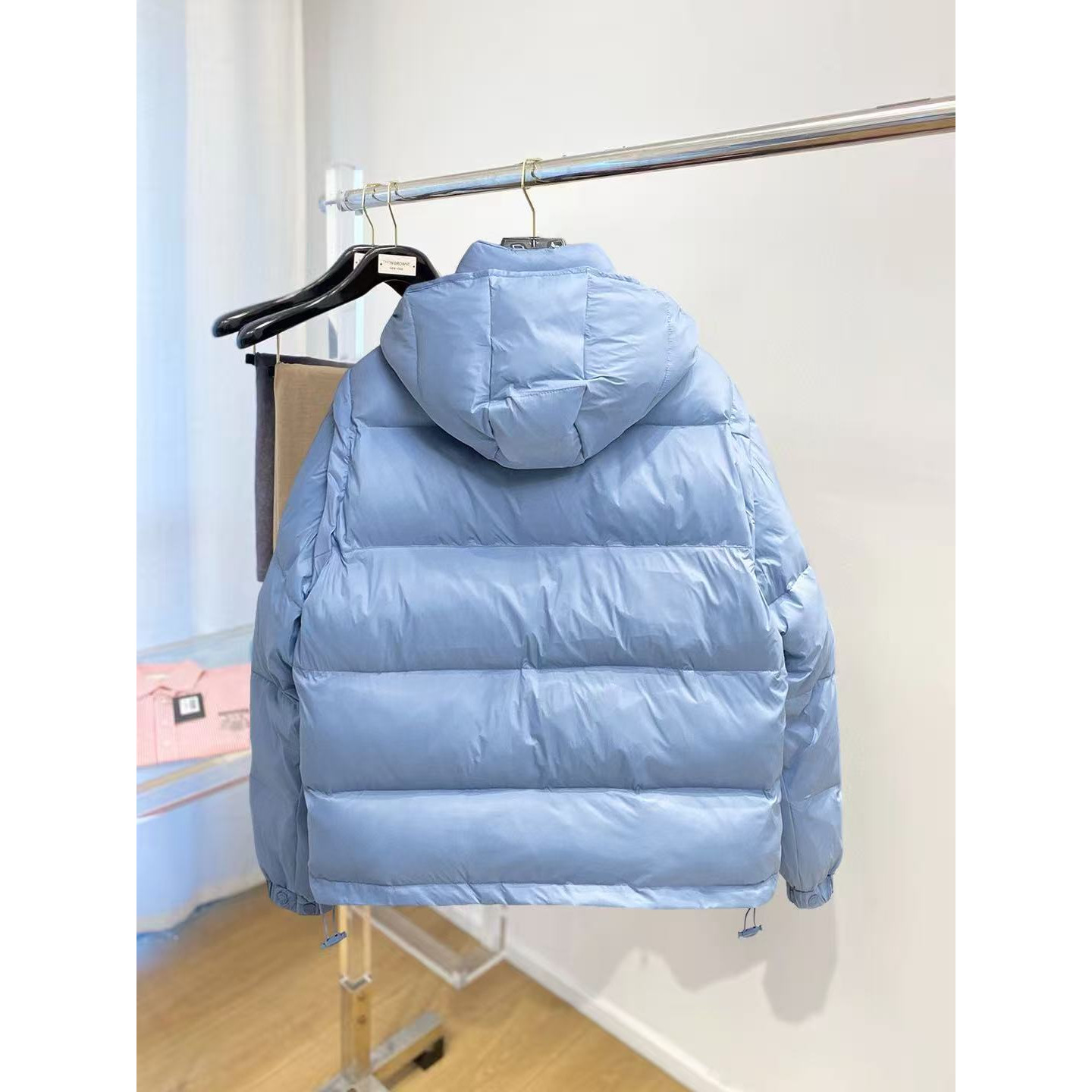 <p>MONCLER 秋冬新款羽绒服(藍)</p>