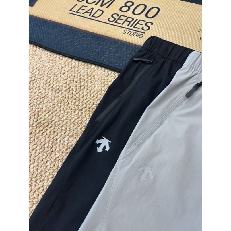<p>DESCENTE 五分運動短褲</p>