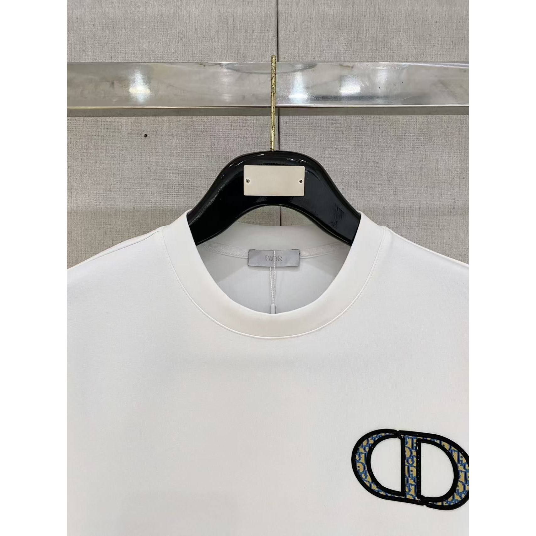<p>DIOR 太空棉卫衣(白)</p>