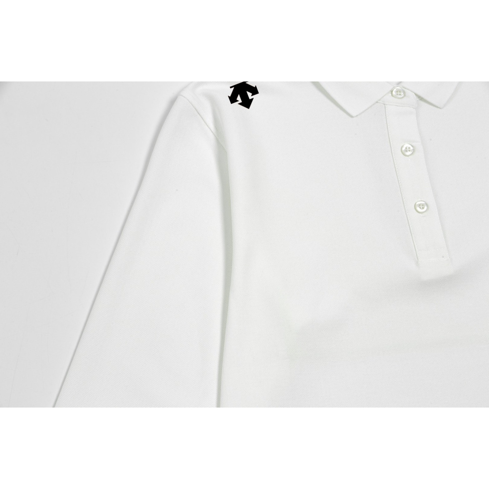 <p>Descente 男士高端珠地棉休闲长袖POLO衫(白)</p>