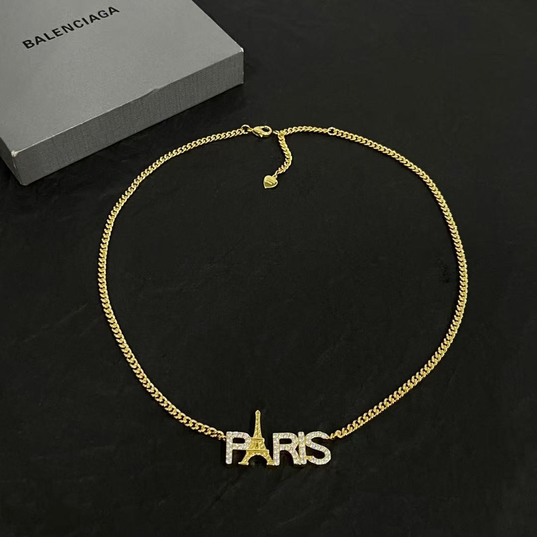 <p>Balenciaga 复古项链</p>