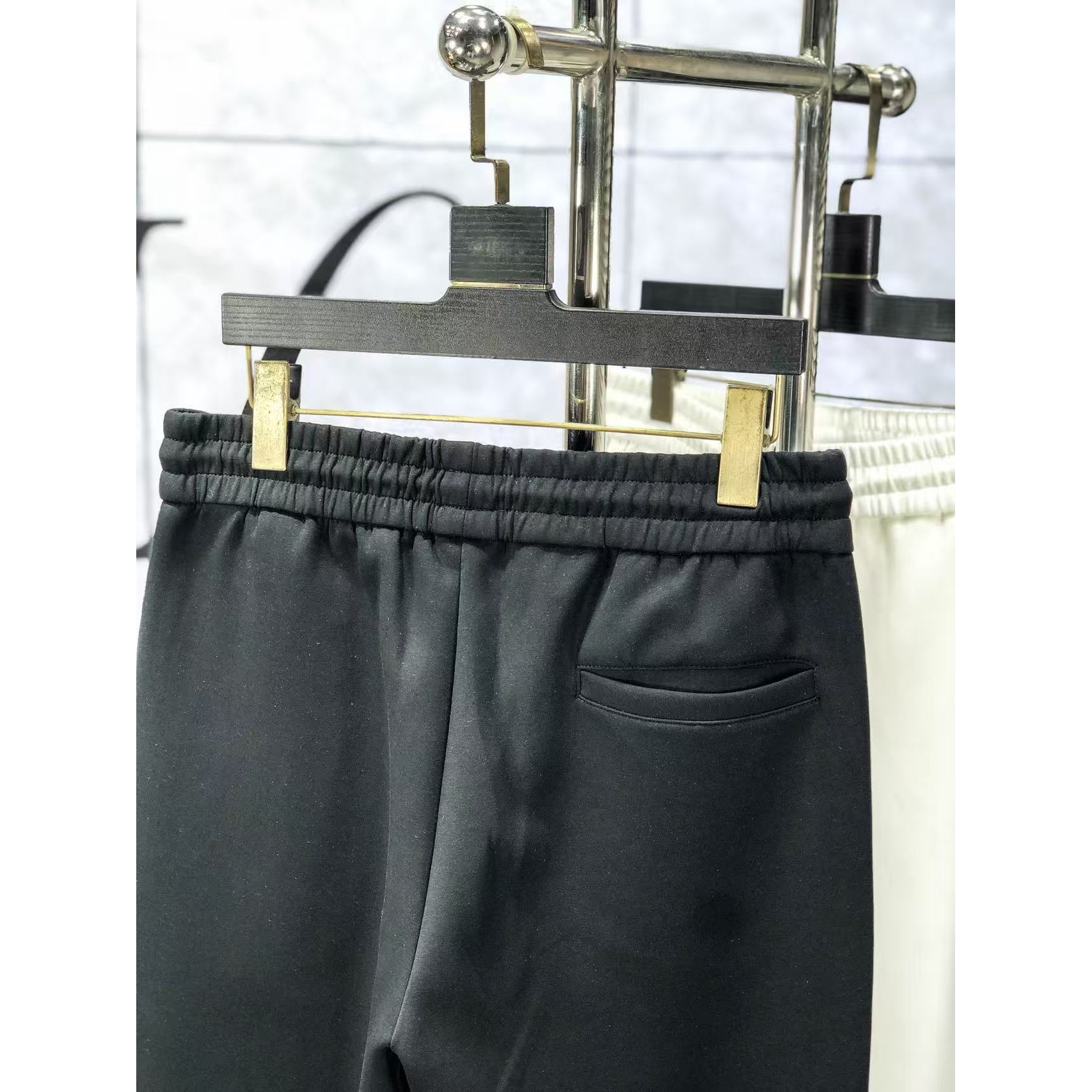 <p>Balenciaga 高品质时尚休闲裤(782947)</p>