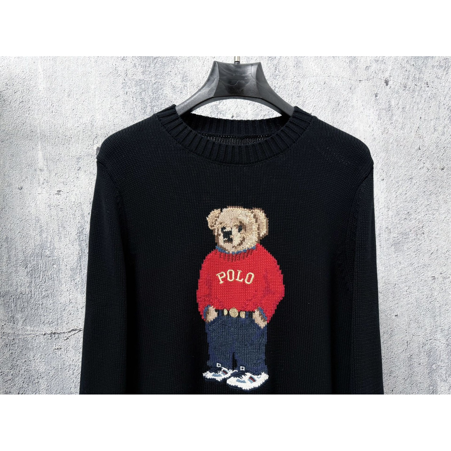 <p>Ralph Lauren 宽松版棉圆领针织衫(黑)</p>