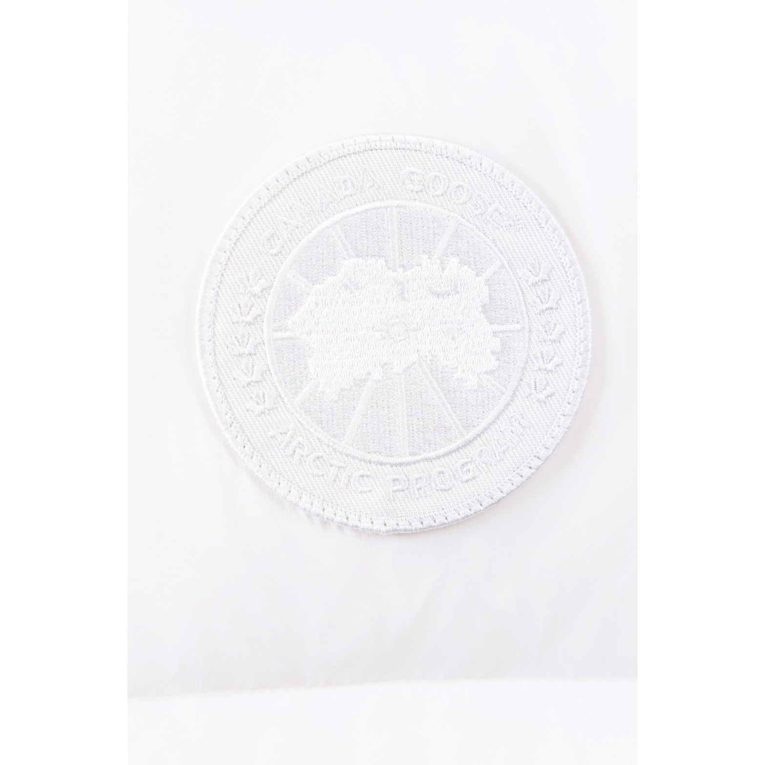 <p>Canada Goose Paradigm Freestyle Vest 2057MW羽绒服马甲(白色)</p>