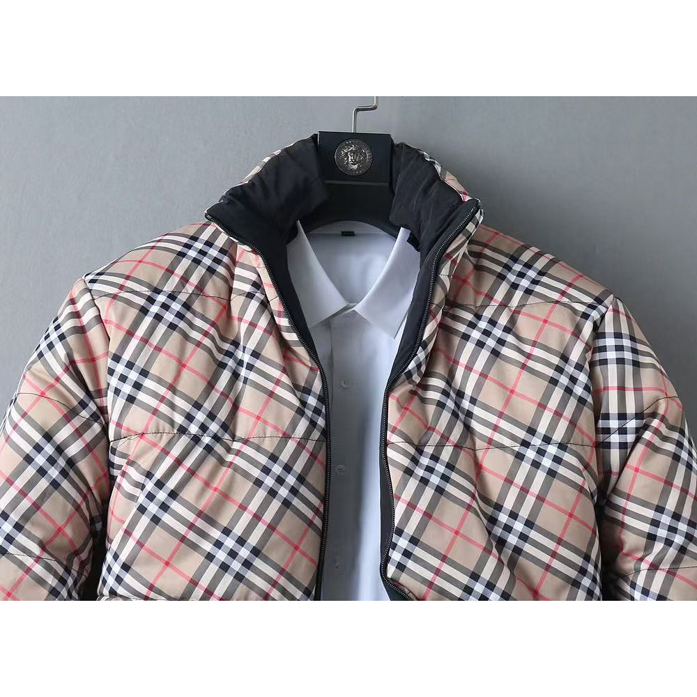 <p>BURBERRY 加厚棉服外套(黑)</p>