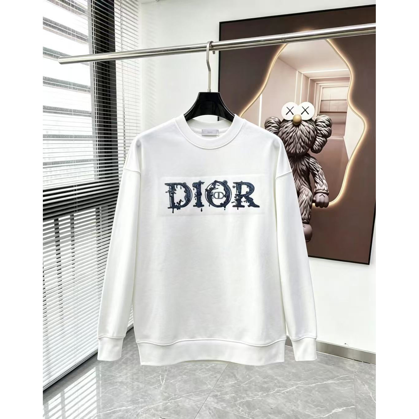 <p>DIOR 圓領長袖T恤(白)</p>