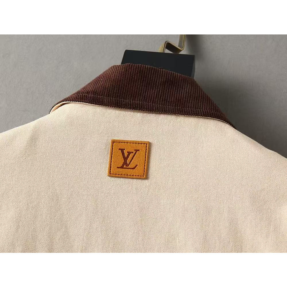 <p>LV 男士夹克外套(800866)</p>