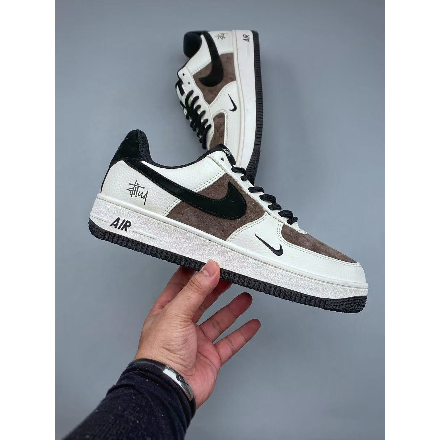 <p>Nike Air Force1 07 low &nbsp;联名款 112</p>