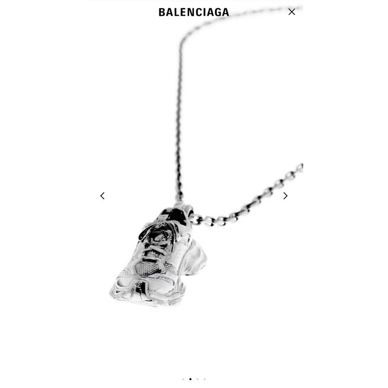 <p>Balenciaga 项链</p>