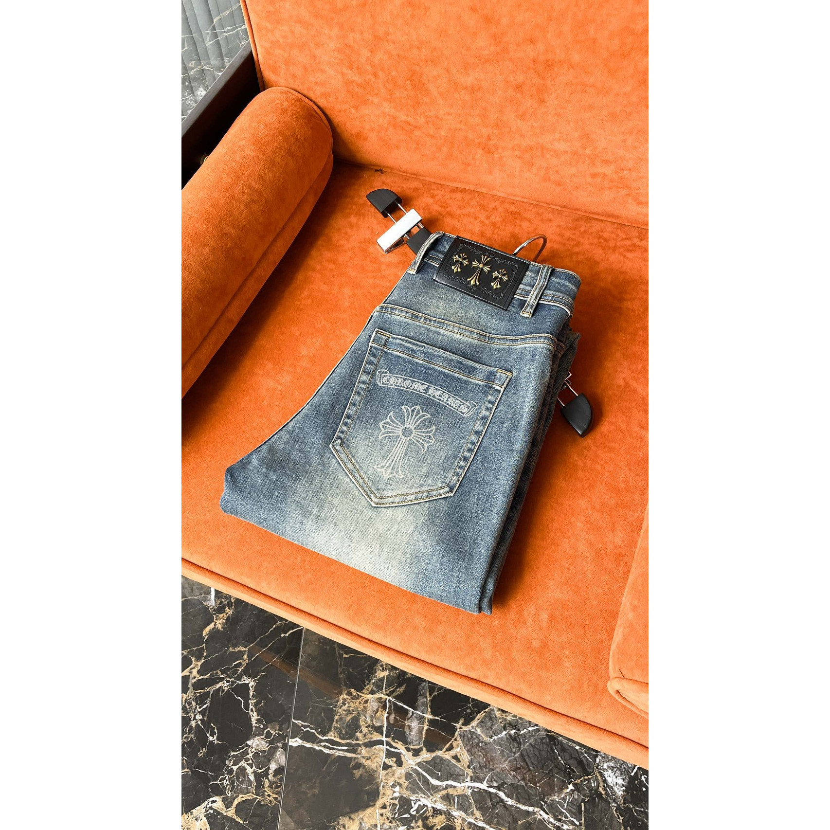 <p>CHROME HEARTS 牛仔褲</p>