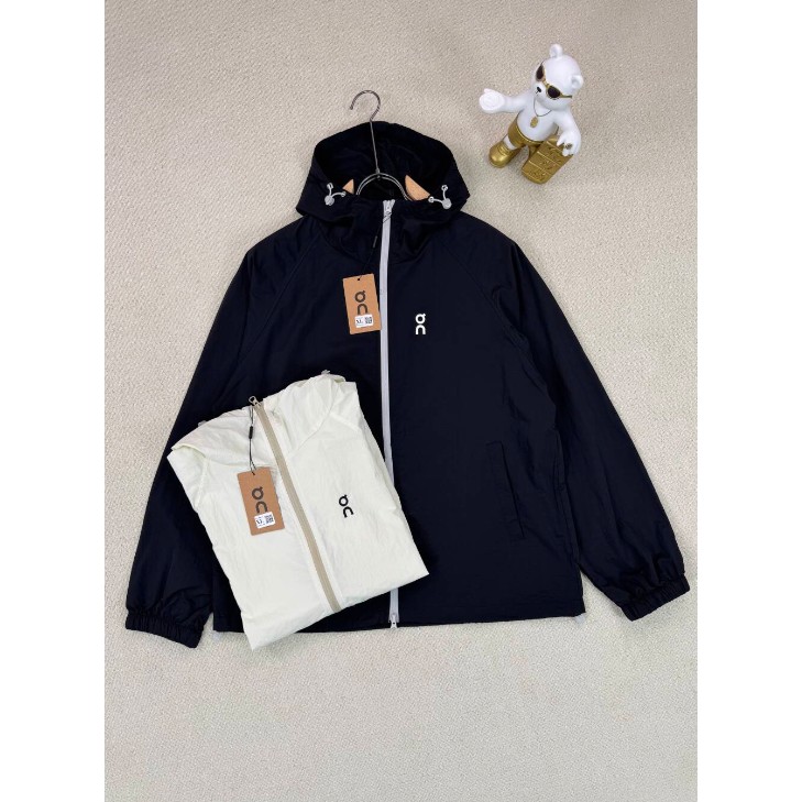 <p>ON 透氣防風防曬服</p>