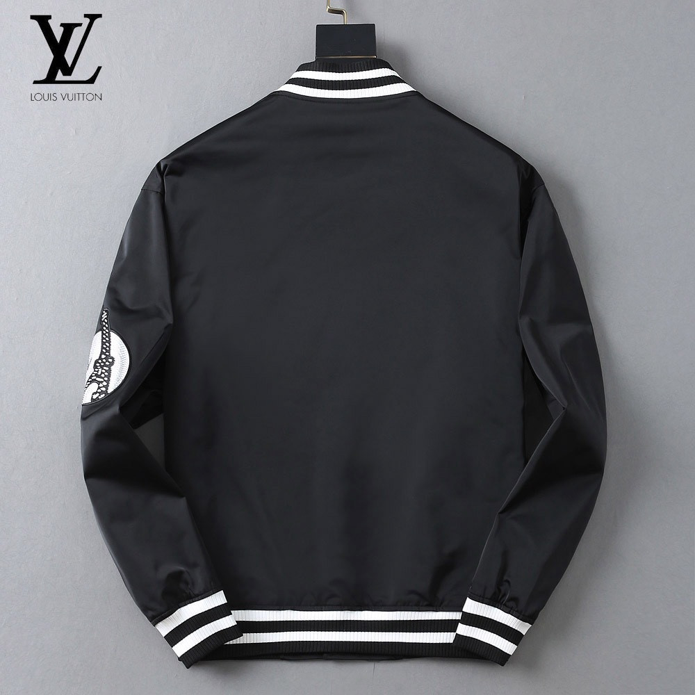 <p>LV 新款男士夹克外套</p>