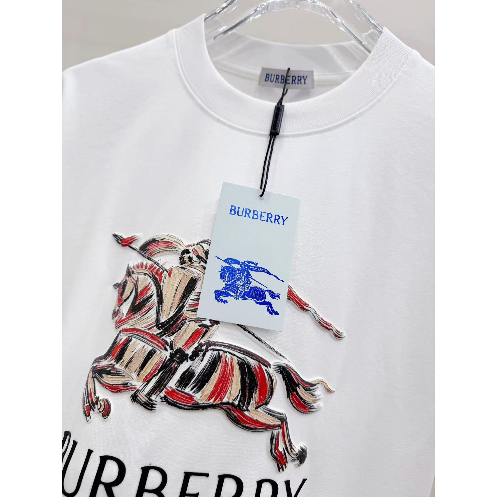 <p>&nbsp;BURBERRY 战马字母短袖t恤(白)&nbsp;</p>