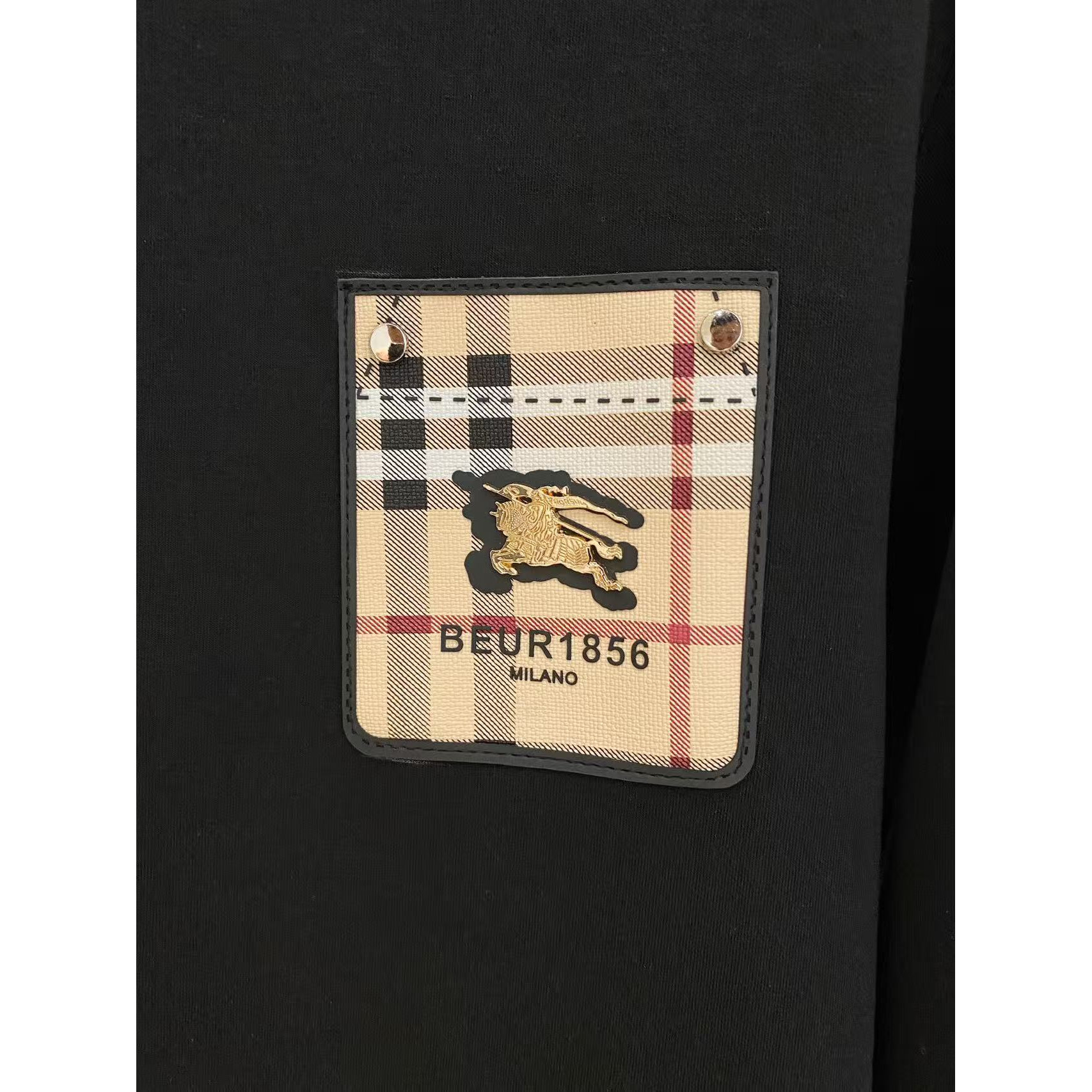<p>BURBERRY 太空棉卫衣(黑)</p>