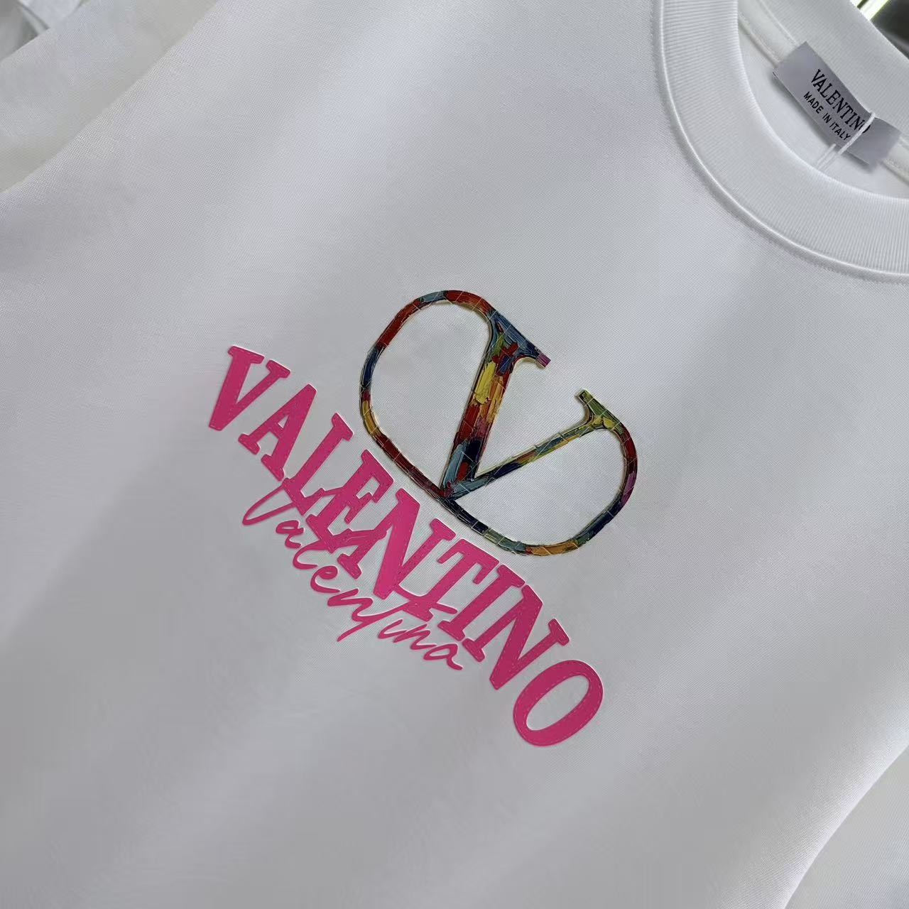 <p>VALENTION 圓領T恤</p>