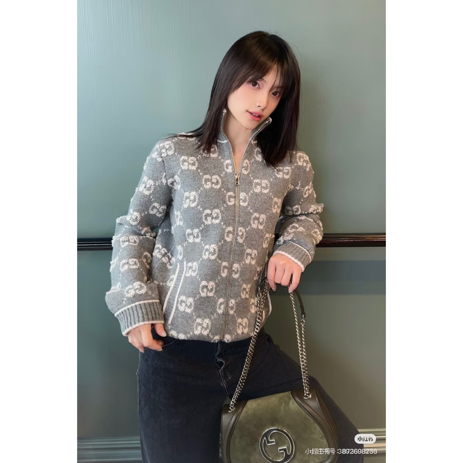 <p>Gucci 经典双G满印针织开衫</p>