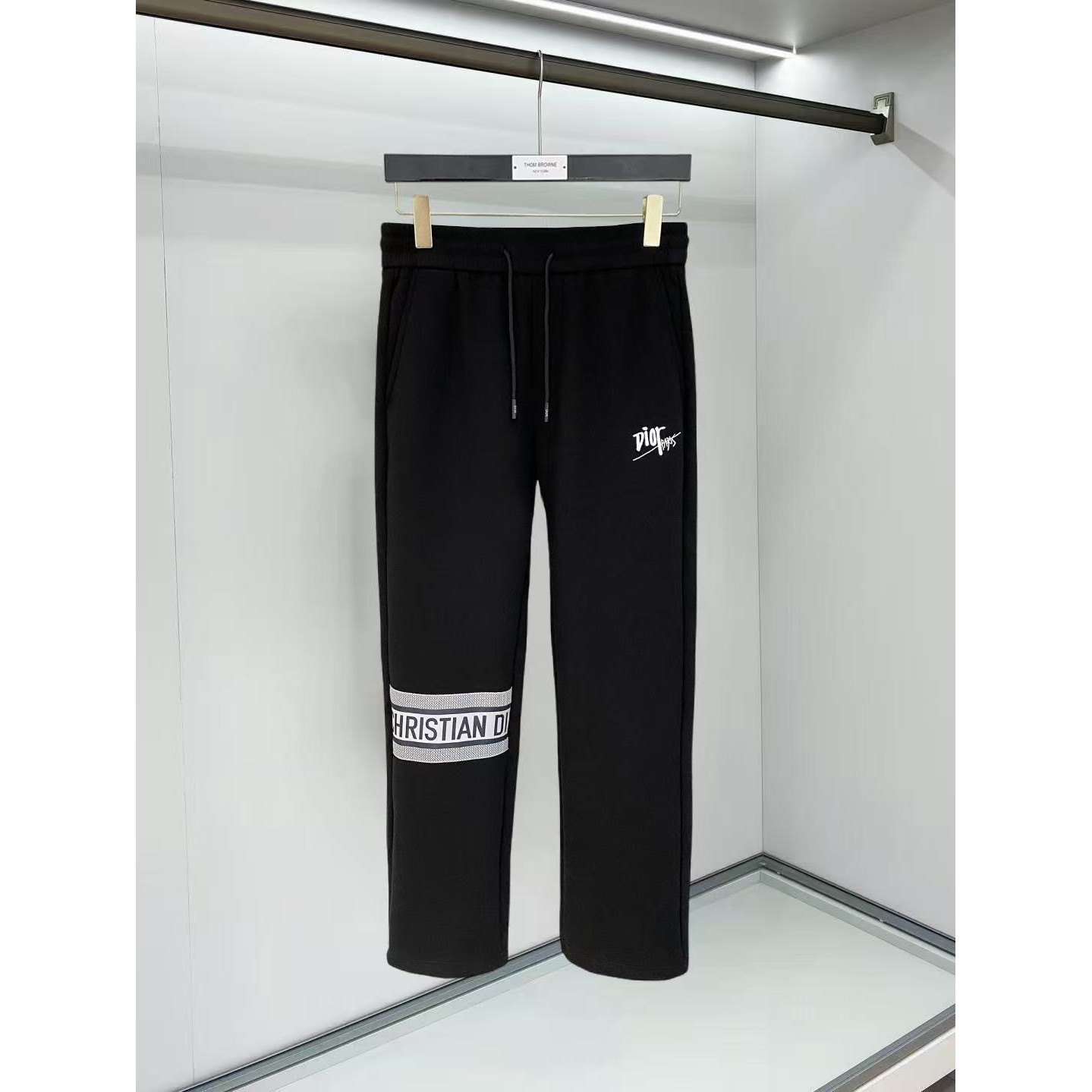 <p>DIOR 男士长裤(782450)</p>