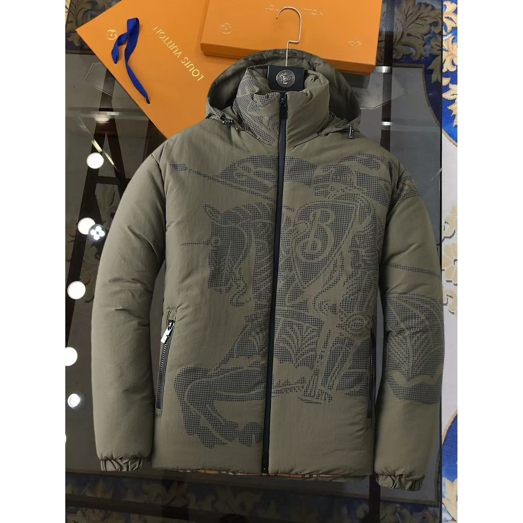 <p>BURBERRY 加厚棉服外套(綠)</p>