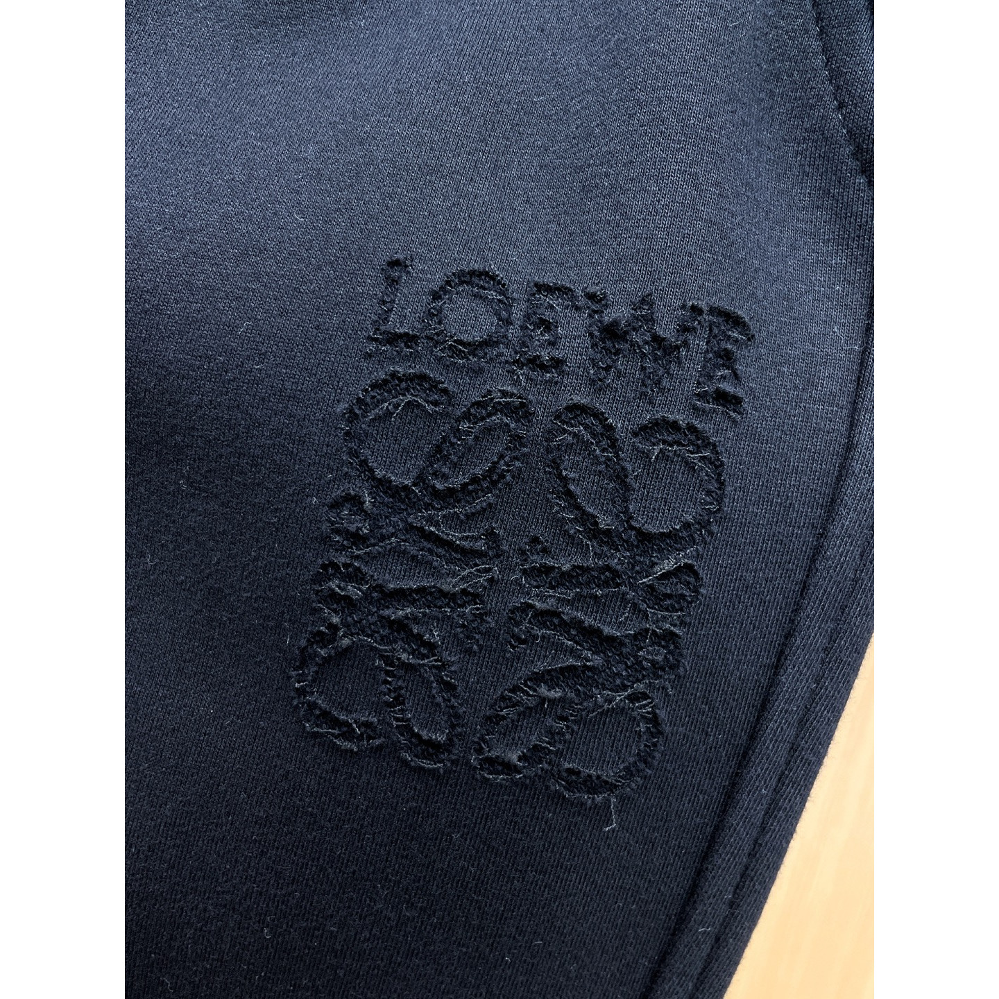 <p>LOEWE&nbsp;套裝(黑)</p>