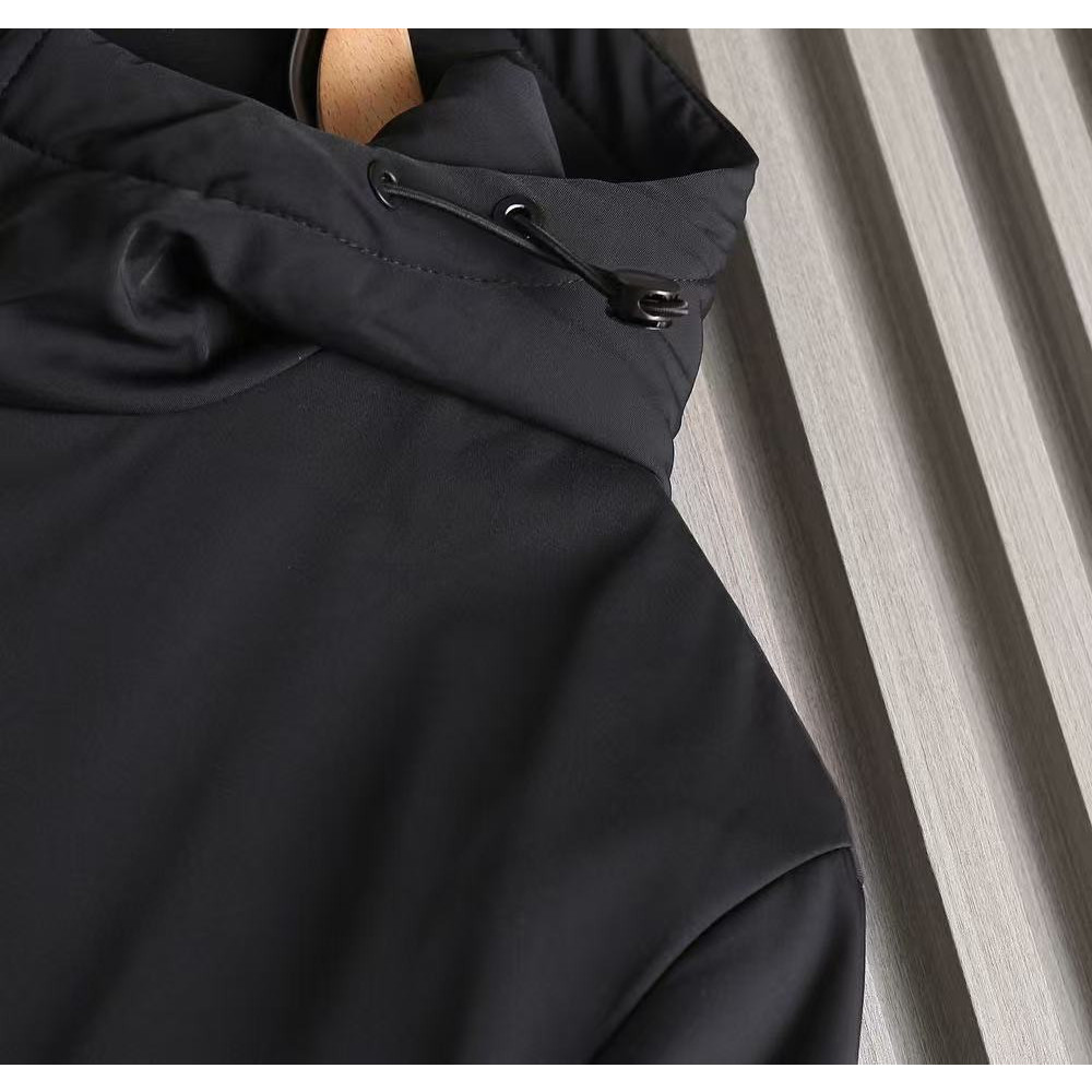<p>Giorgio_Armani 加厚棉服外套(黑)</p>