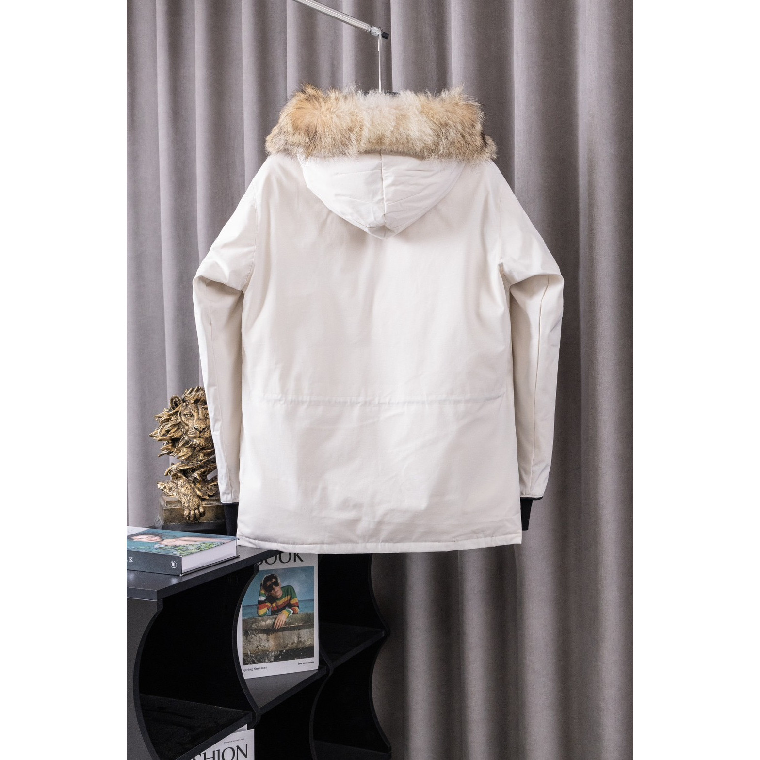 <p>Canada Goose 顶级狼毛Expedition 08款 4660M 远征派克羽绒服(北辰白)</p>