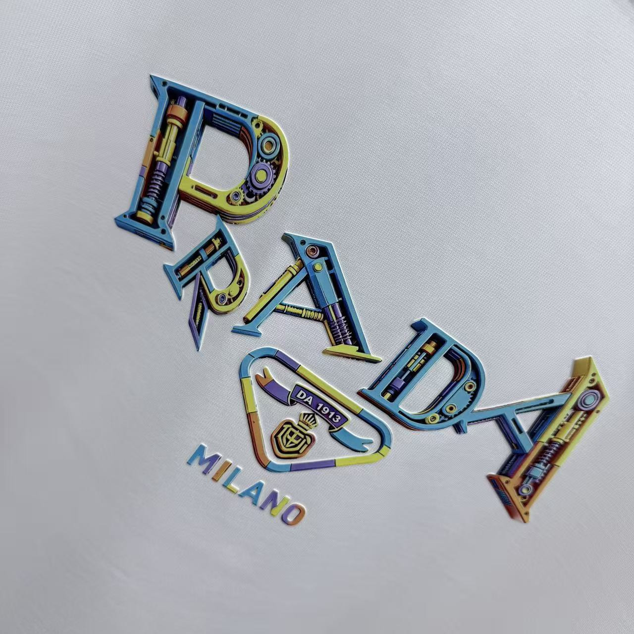 <p>Prada 圓領T恤</p>