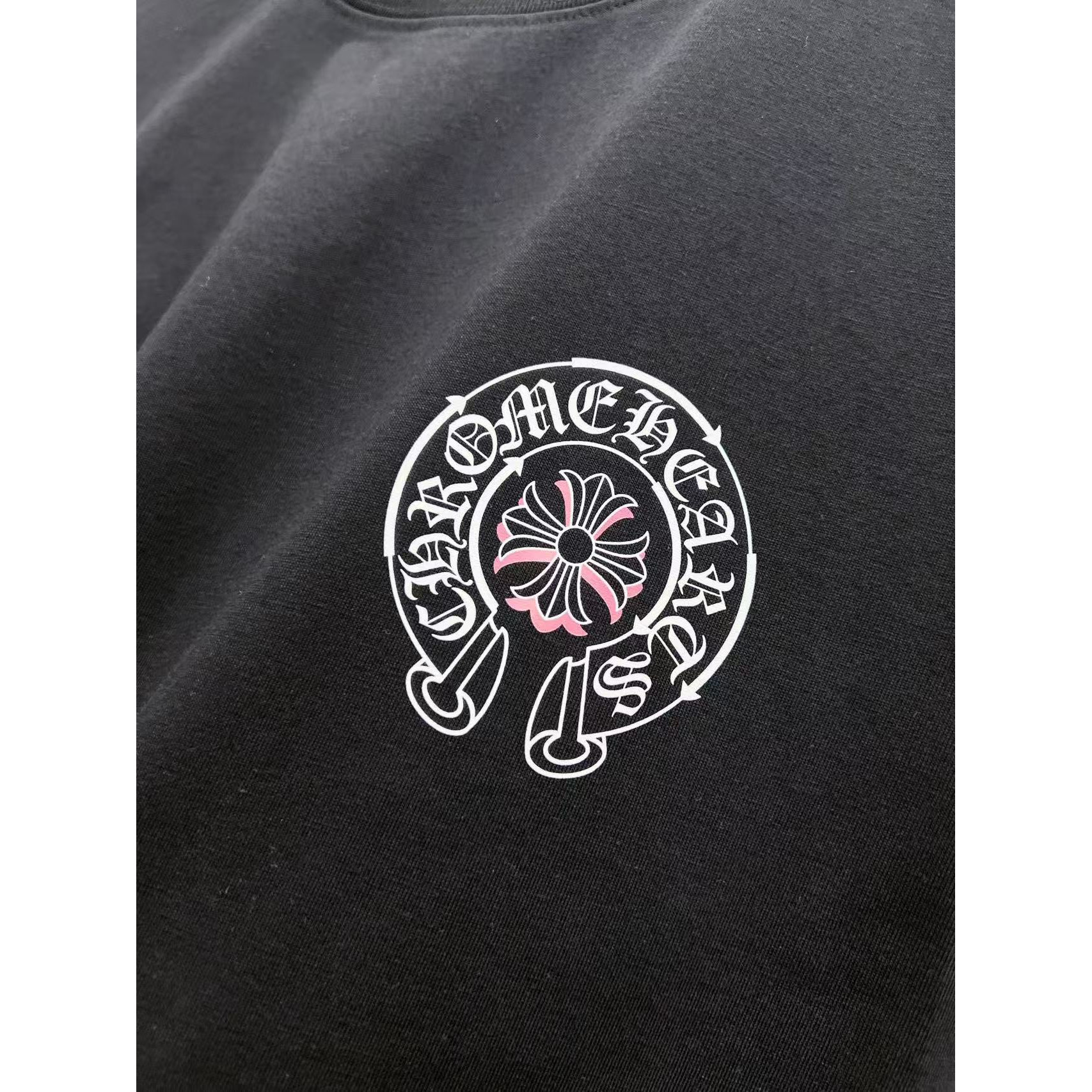 <p>CHROME HEARTS 短袖圆领T恤(黑)</p>
