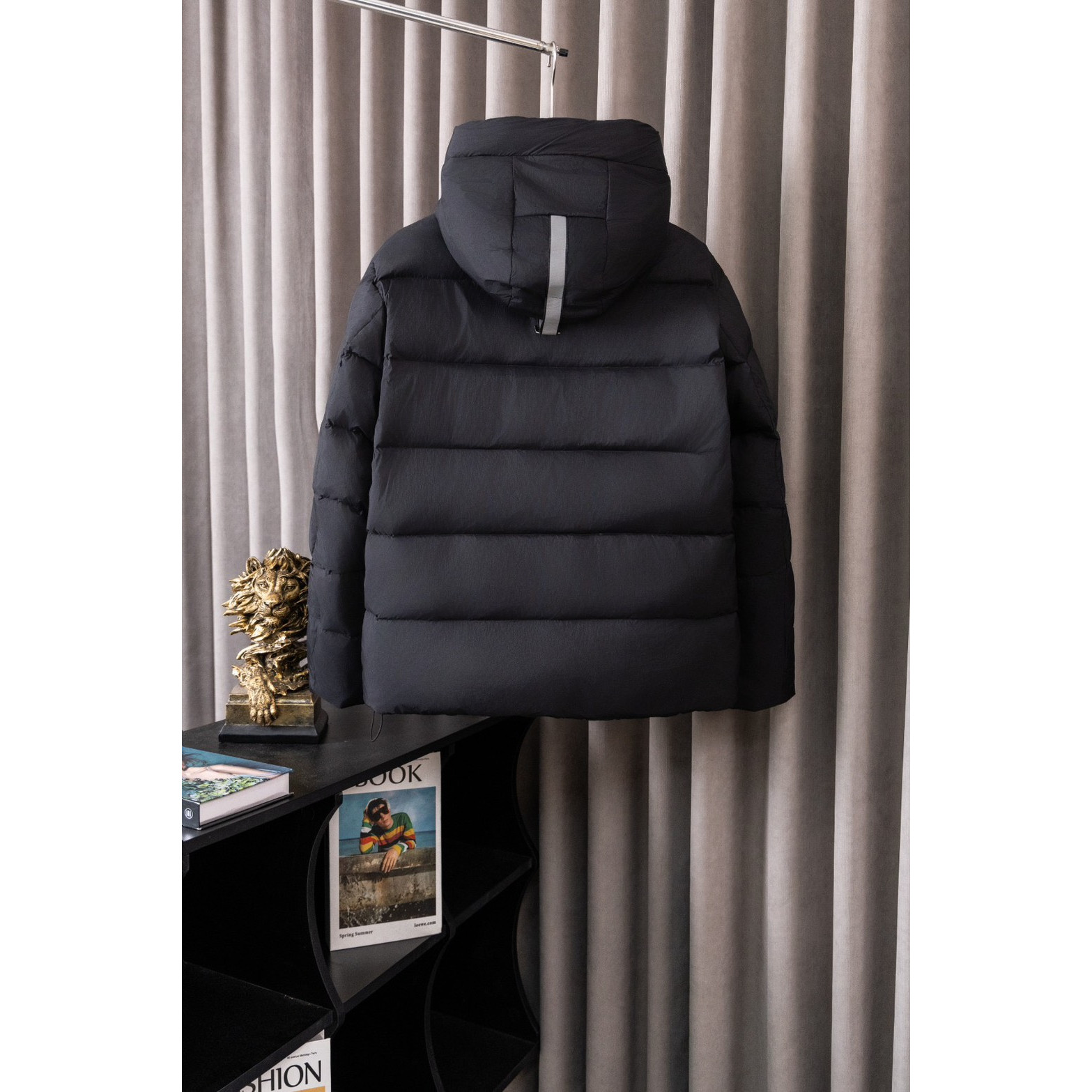 <p>Canada Goose Junction系列连帽羽绒服(欧阳娜娜二代)(黑色)</p>