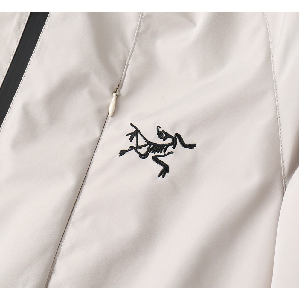 <p>Arc'teryx 新款男士夹克外套</p>
