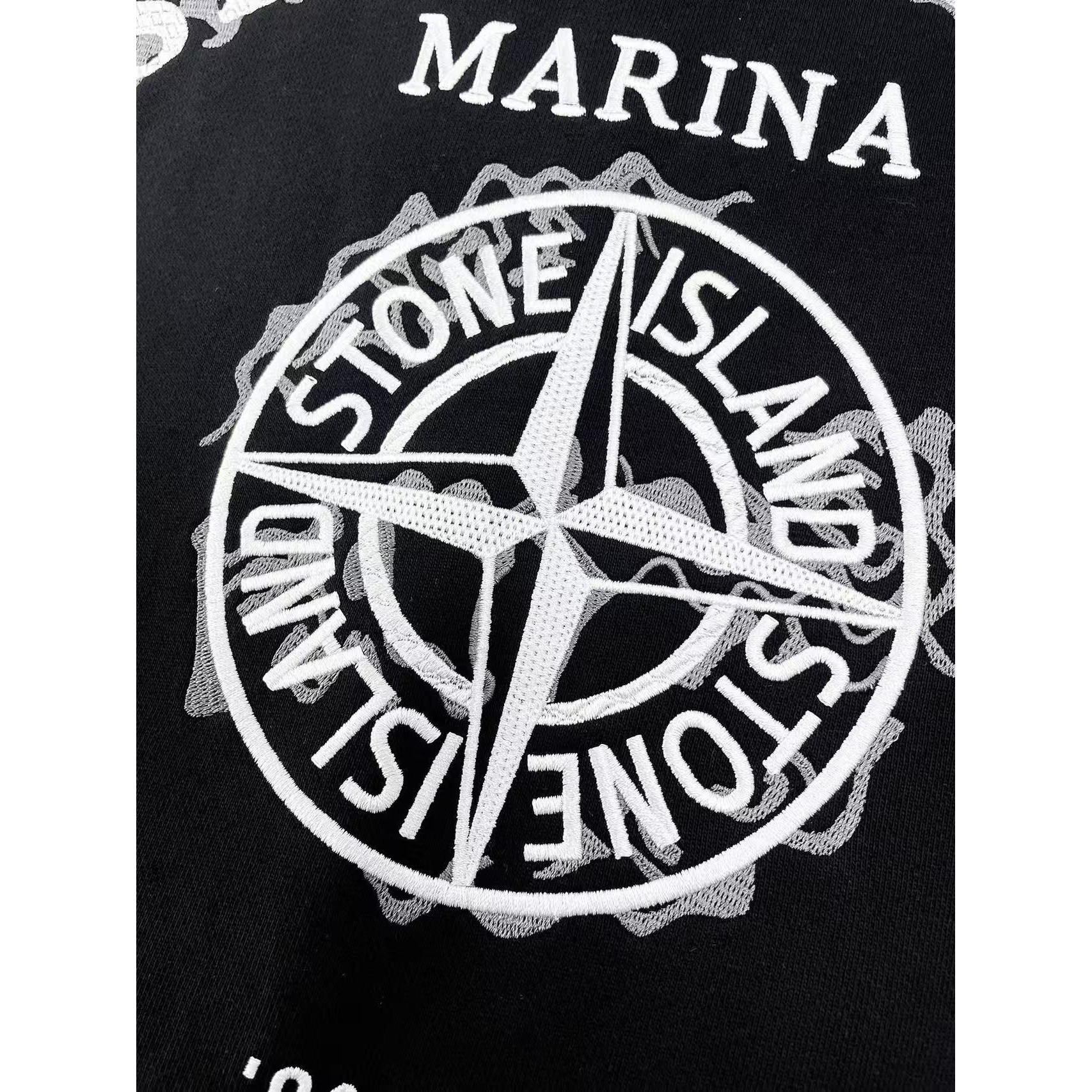 <p>Stone Island 圓領長袖T恤(黑)</p>